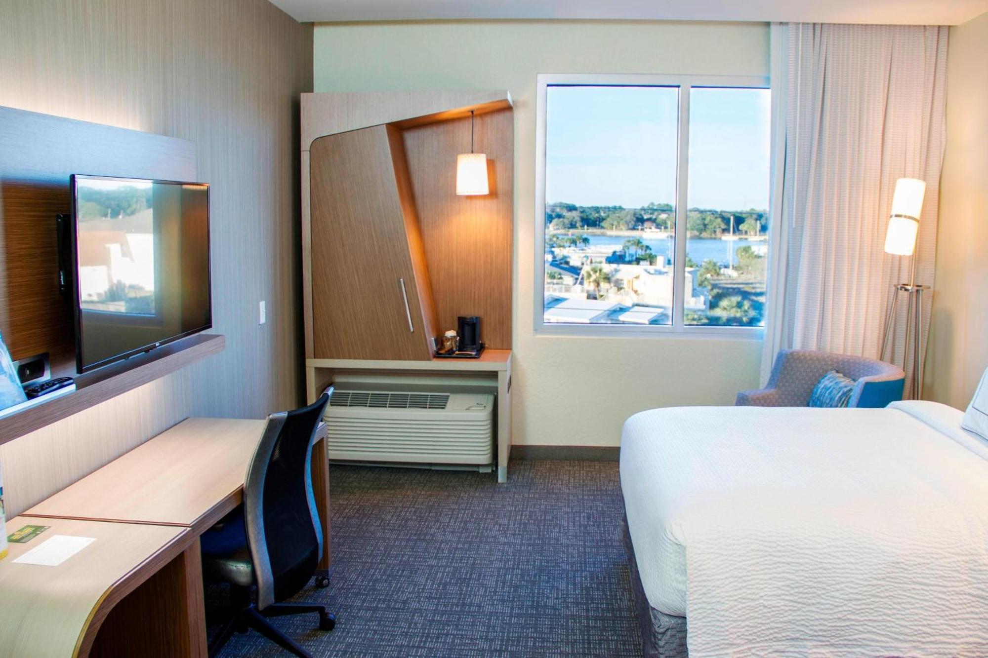 Courtyard By Marriott Fort Walton Beach-West Destin Экстерьер фото